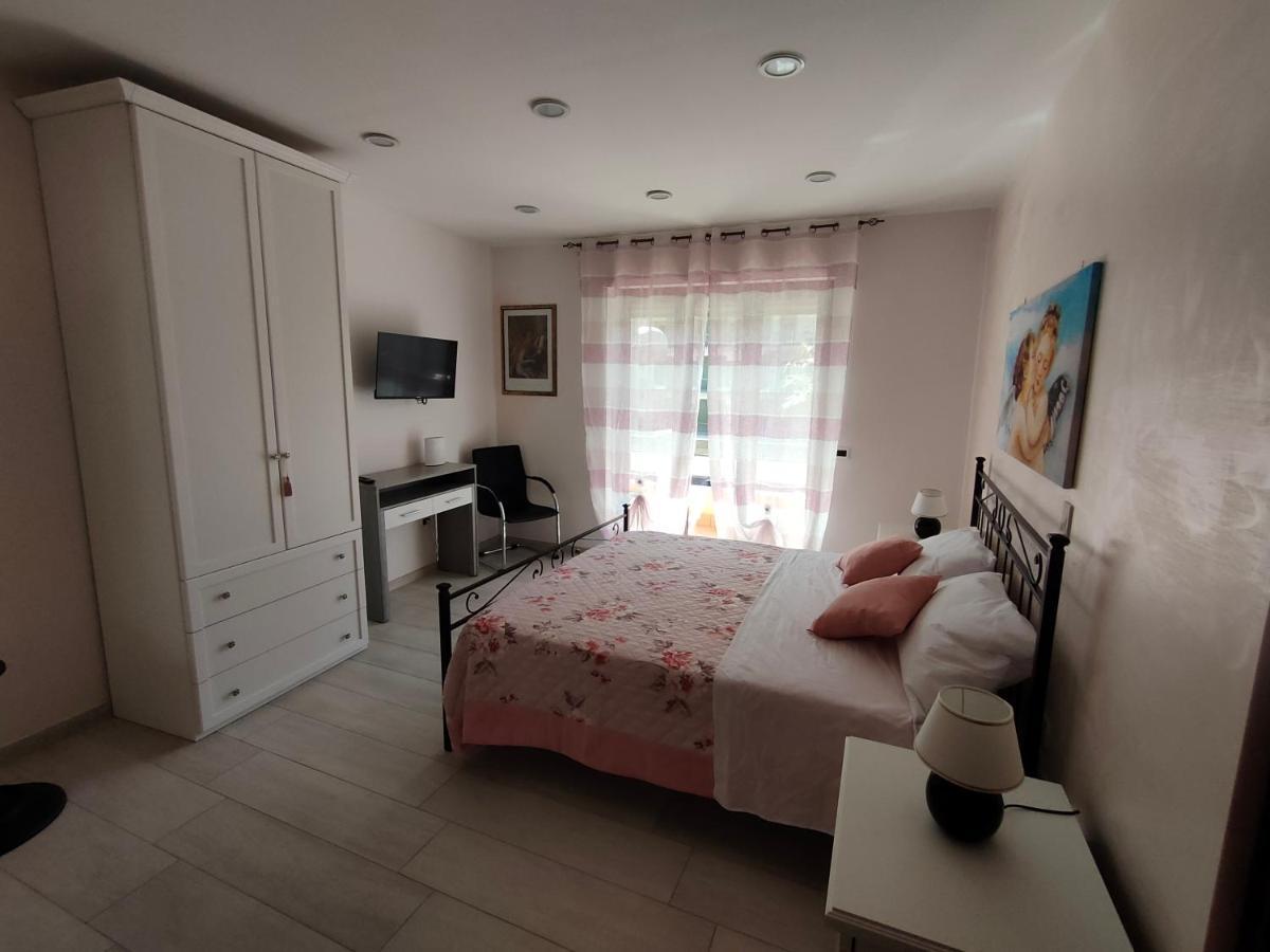 Bed And Breakfast Europe11 Castellammare di Stabia Exterior foto