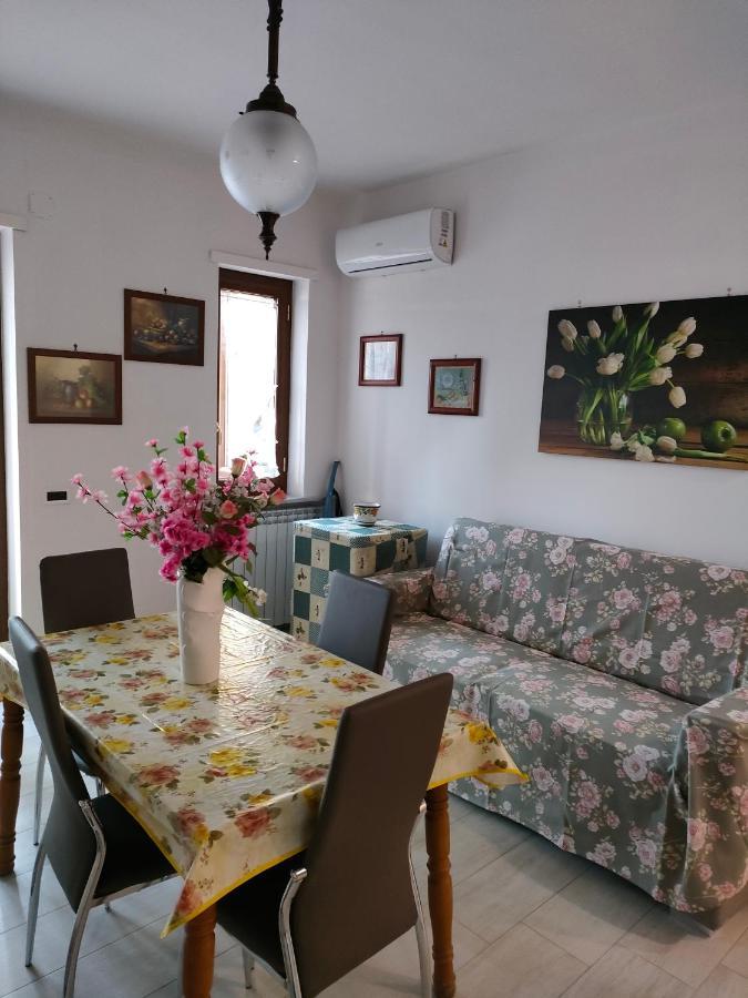 Bed And Breakfast Europe11 Castellammare di Stabia Exterior foto